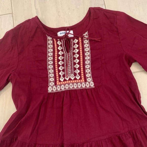 Old Navy Burgundy Tunic Top - Size 10-12 - Picture 2 of 5